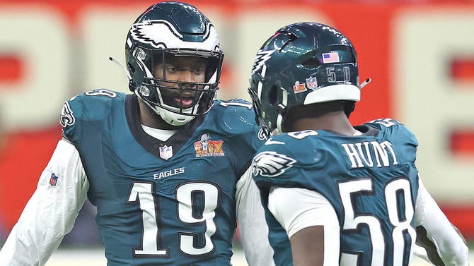 getty-josh-sweat-eagles.jpg