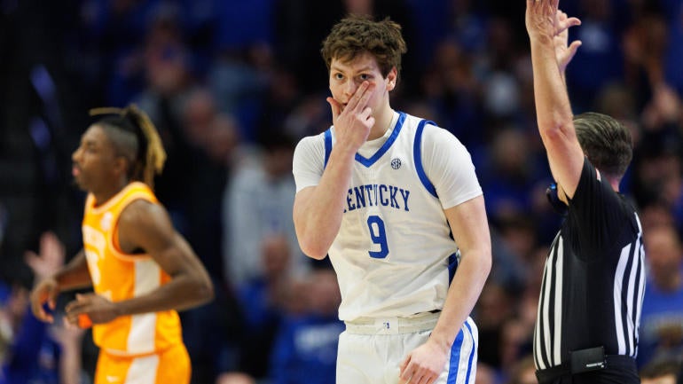 NCAA Basketball: Tennessee at Kentucky