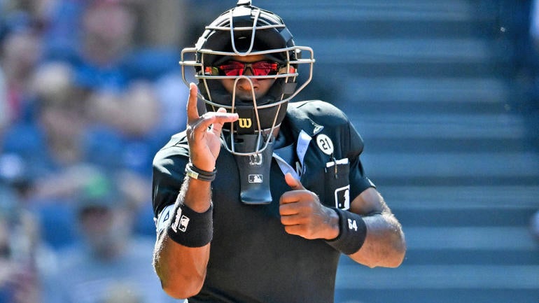 getty-mlb-umpire-strike-call.jpg