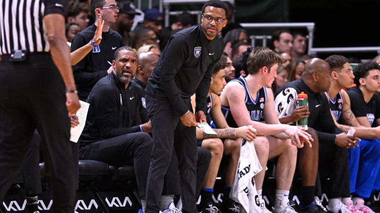 COLLEGE BASKETBALL: FEB 25 Duke at Miami