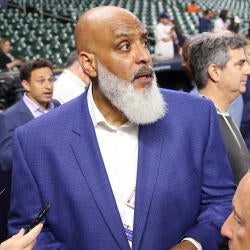 tony-clark-mlb-g.jpg