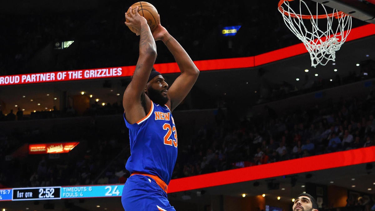 Mitchell Robinson shows exactly how he can raise Knicks' playoff ceiling in promising season debut - CBSSports.com