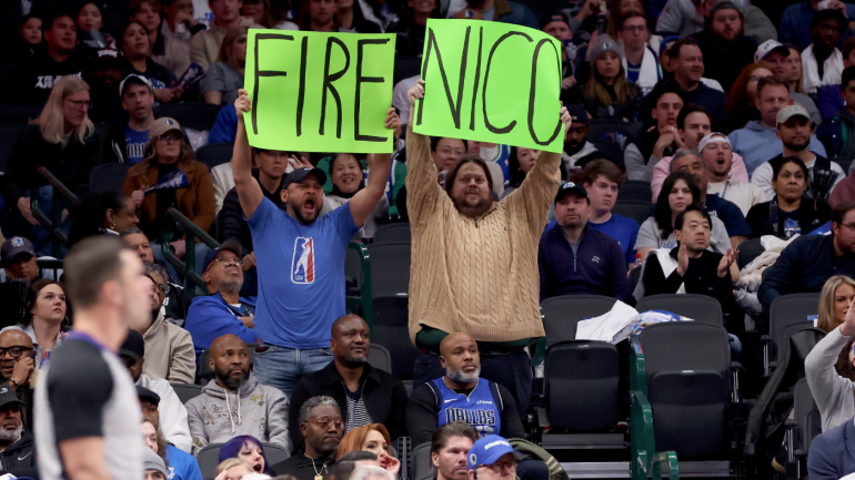 mavs-fans-getty.png