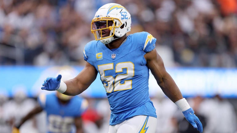 Las Vegas Raiders v Los Angeles Chargers