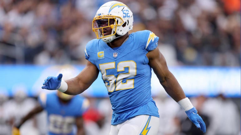 Las Vegas Raiders v Los Angeles Chargers