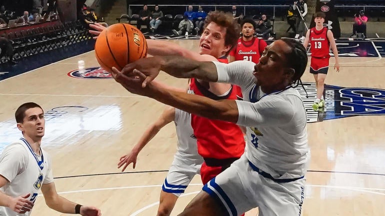 COLLEGE BASKETBALL: MAR 07 CAA Tournament - Stony Brook vs Delaware