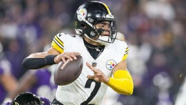 Jets signing Justin Fields: Former Steelers QB getting two-year, $40M deal with $30M guaranteed, per report