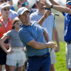 rory-mcilroy-crowd-players.jpg