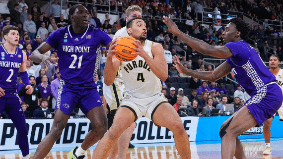 usatsi-25718430-trey-kaufman-renn-purdue-forward-2025-ncaa-r64-1h-1400.gif