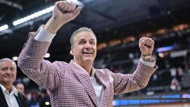 With John Calipari leading Arkansas to Sweet 16, pressure's now on Mark Pope to get Kentucky there as well