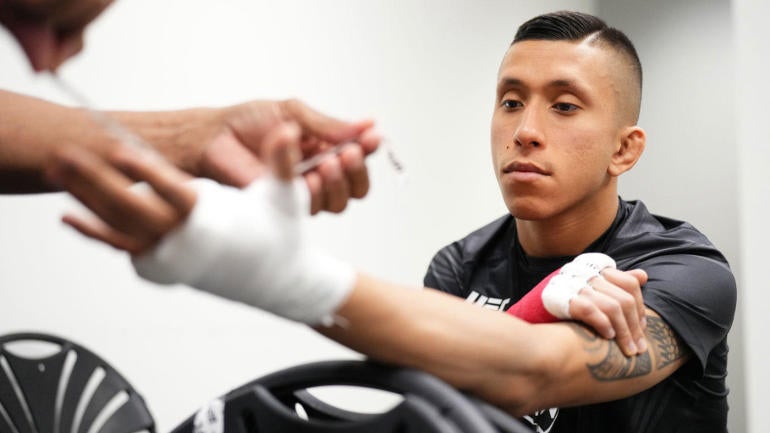 jeff-molina-prefight.jpg