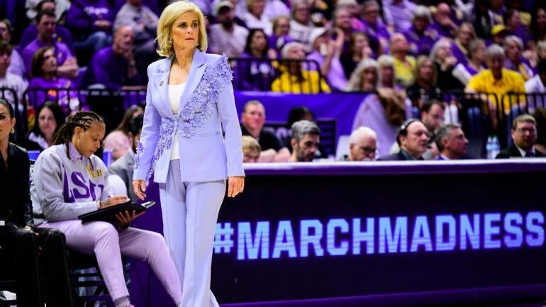 kim-mulkey-tigers-getty-cbs.jpg