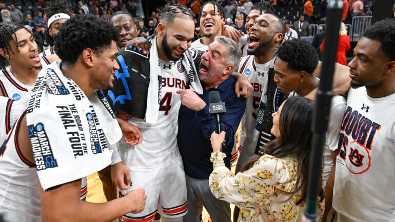 NCAA BASKETBALL: MAR 28 Div I Men's Championship - Sweet Sixteen - Michigan vs Auburn