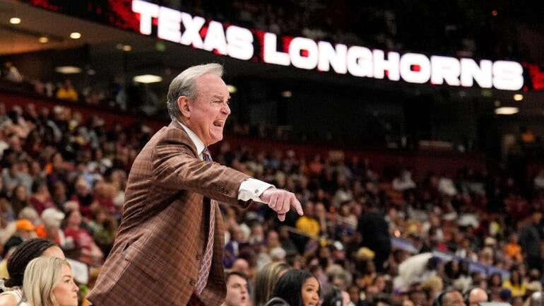 vic-schaefer-texas-cbs-imagn.jpg