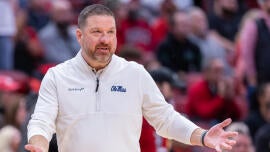 Texas A&M coaching candidates: Brad Underwood, Porter Moser among options to replace Buzz Williams