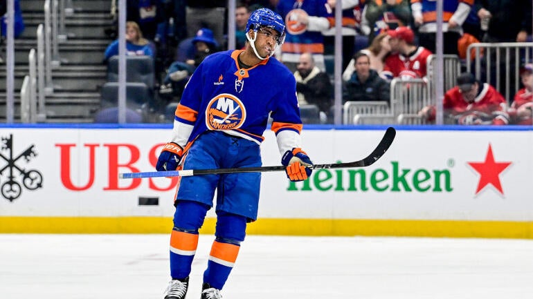 anthony-duclair-islander.jpg