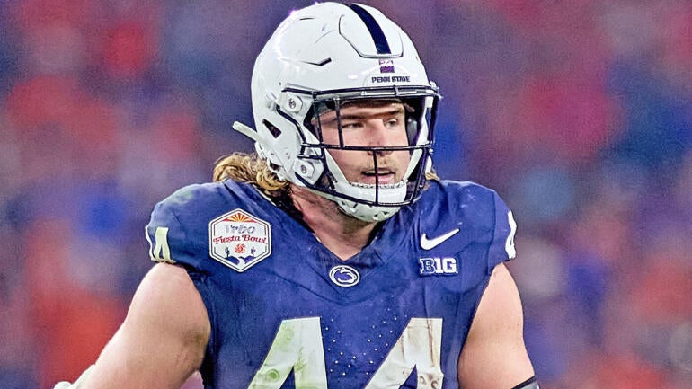 getty-tyler-warren-penn-state.jpg
