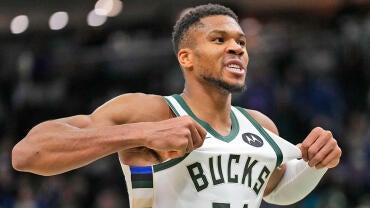 imagen-giannis-antetokounmpo-bucks.jpg