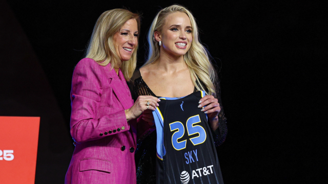 Hailey Van Lith’s Emotional Return Sparks Mixed Reactions From WNBA Fans