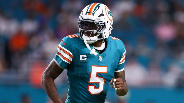 Buffalo Bills v Miami Dolphins