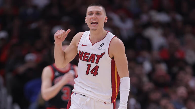 NBA: APR 16 SoFi Play-In Tournament - Heat at Bulls