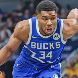getty-giannis-antetokounmpo-bucks.jpg