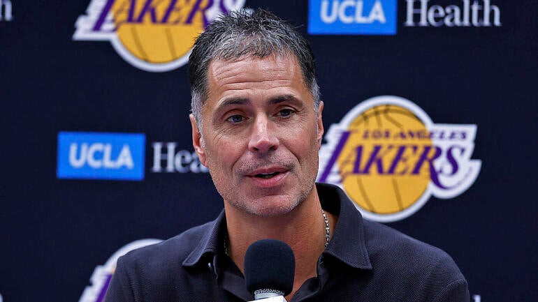 rob-pelinka-lakers-g.jpg