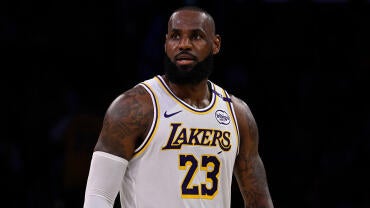 042025-lebronjames.jpg