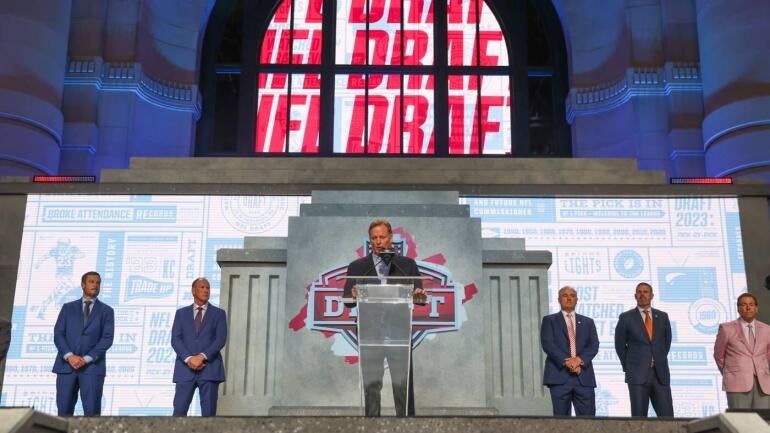 2022 NFL Draft - Rounds 2-3