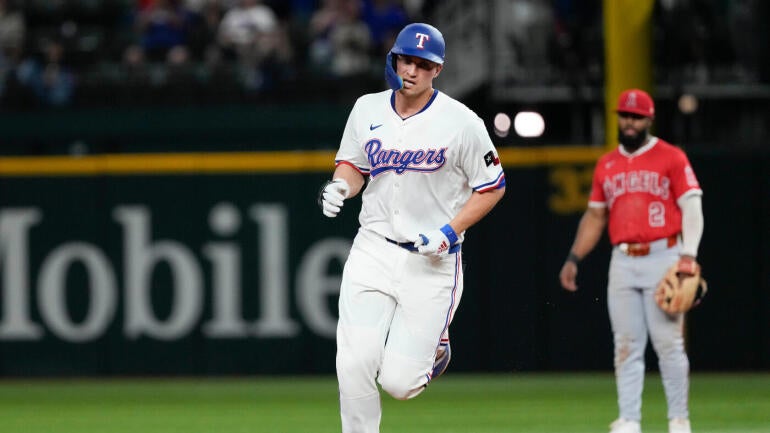 corey-seager-rangers-cbs-imagn.jpg
