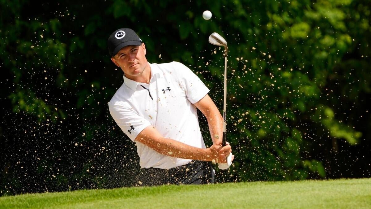 https://sportshub.cbsistatic.com/i/r/2025/04/28/14612ca2-62c1-4786-affd-0a38b222b730/thumbnail/1200x675/3234ff9aa5fe5891a485cecaed0eedd0/jordan-spieth-1.jpg