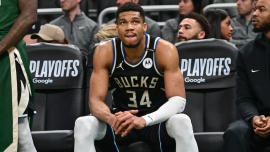 Bucks' Giannis Antetokounmpo era should end with Damian Lillard's injury, and a trade can benefit all involved