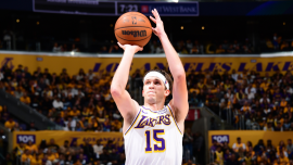 NBA playoff odds, picks: Can Austin Reaves save Lakers from elimination? Plus best bet for Warriors-Rockets