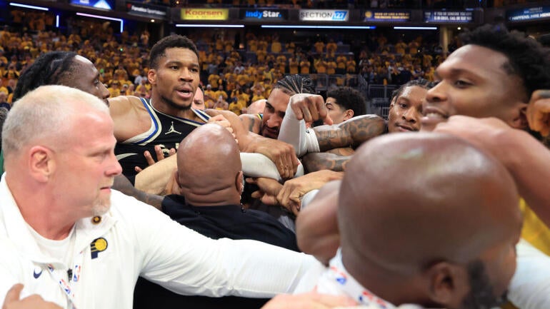 giannis-pacers-bucks-incident-getty.jpg