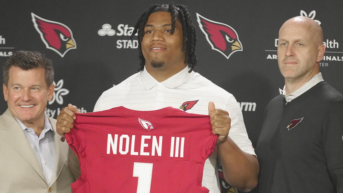 Why former NFC West player believes Cardinals will win division in 2025: They'll be 'a dangerous team' Why former NFC West player believes Cardinals will win division in 2025: They'll be 'a dangerous team'