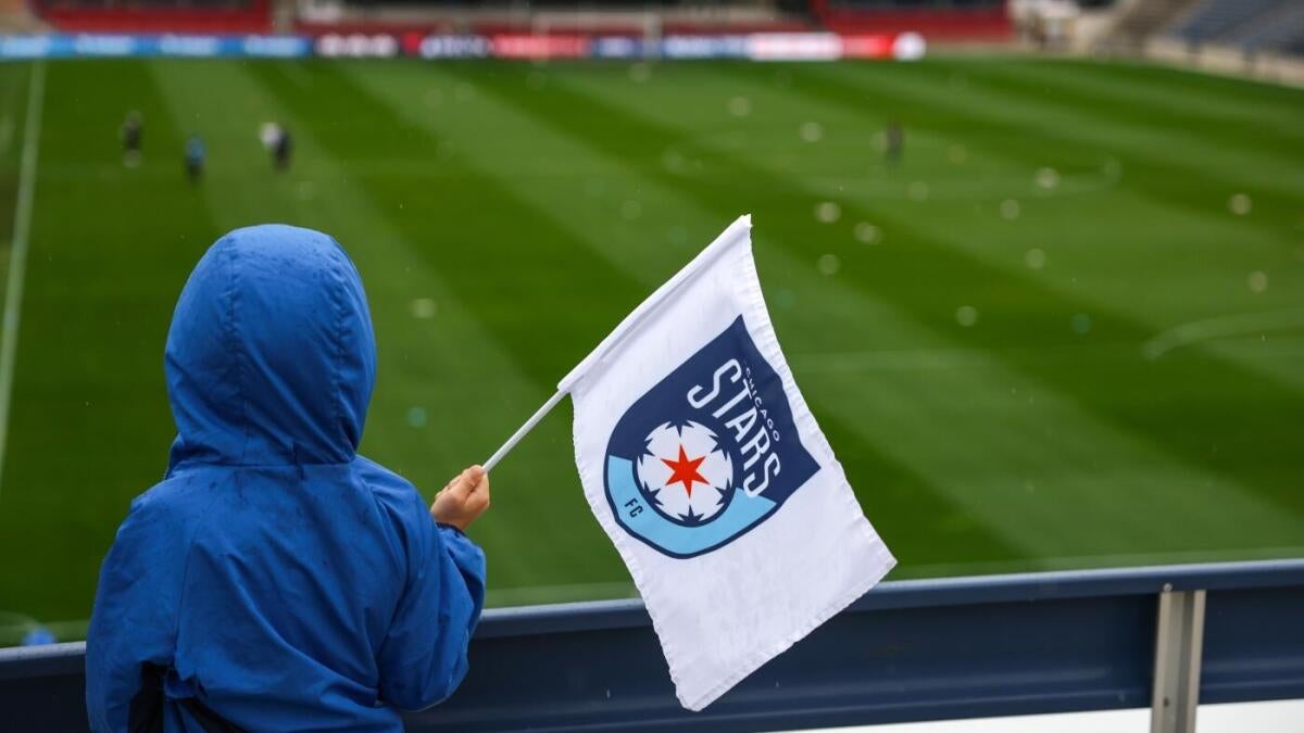 https://sportshub.cbsistatic.com/i/r/2025/05/01/66033c03-f5df-4225-8d74-f9d6d748509c/thumbnail/1200x675/a36e870370e3b5cf984d31e559e4e30d/redstars.jpg