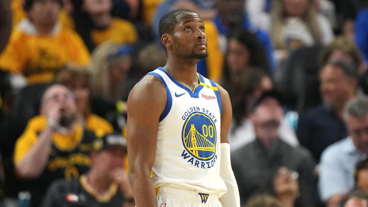Warriors vs. Rockets: Jonathan Kuminga rejoining rotation for Game 7 '100% on the table,' Steve Kerr says - CBSSports.com