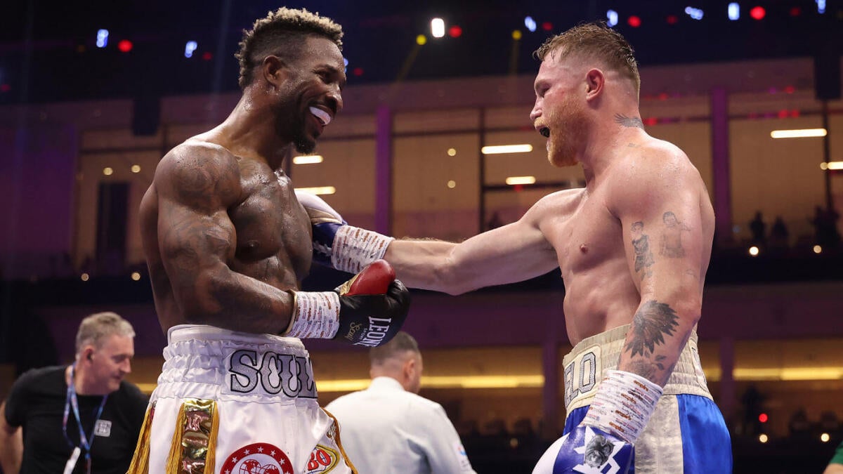Canelo Alvarez vs. William Scull fight results: Mexican superstar reclaims undisputed title in 'boring' fight