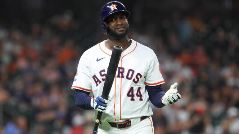 yordan-alvarez.jpg