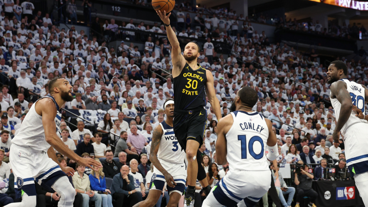 https://sportshub.cbsistatic.com/i/r/2025/05/07/89c38053-c20e-4470-950c-9c663c3f9f2c/thumbnail/1200x675/1b1fae7b736ba3592a797e78c26d9266/steph-wolves-game-1-getty.png