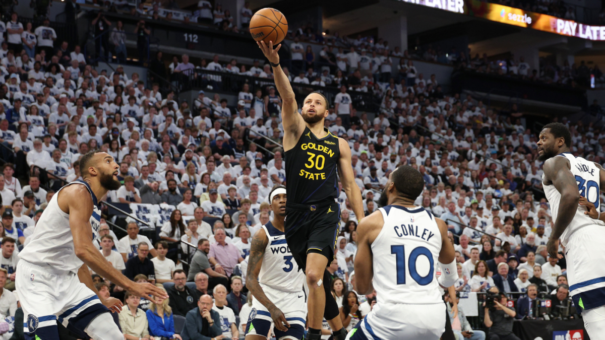 https://sportshub.cbsistatic.com/i/r/2025/05/07/b35e6abb-1508-4964-85be-d925ebda4b15/thumbnail/1200x675/93f8813a13c1734c220f2d835f8c0293/warriors-wolves-game-1-getty.png