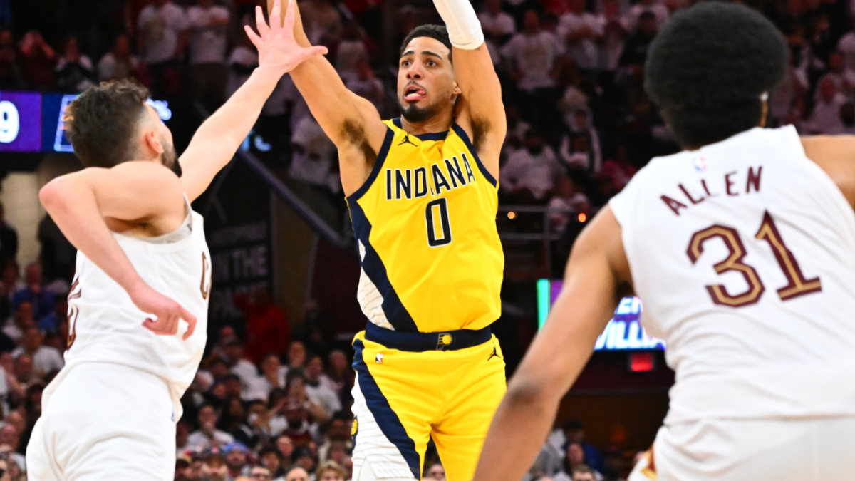 https://sportshub.cbsistatic.com/i/r/2025/05/07/c80c5d2f-8123-46a3-82b3-f0bf968e369e/thumbnail/1200x675/ac7720dee89577b46d3e95d461924c78/haliburton-game-2-getty-2.png