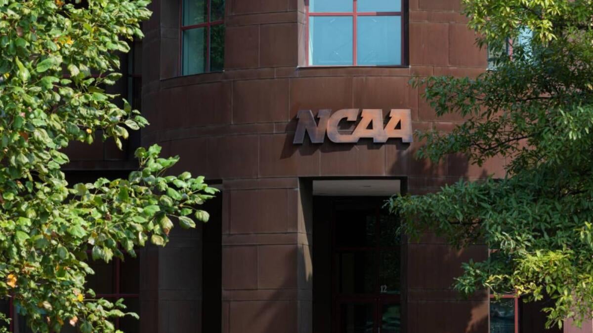 $2.8 billion House v. NCAA settlement hangs in balance as attorneys address roster-limit concern