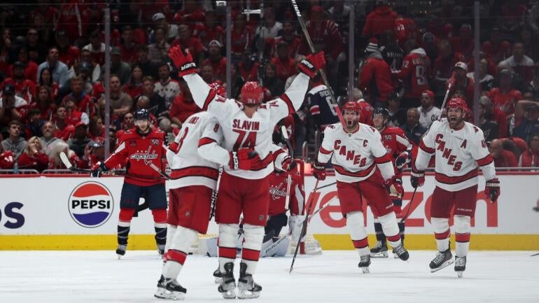 slavin-canes-game1-getty-cbs.jpg