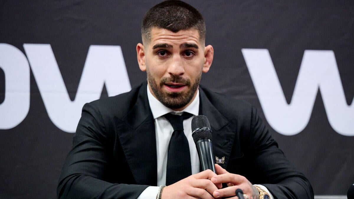 https://sportshub.cbsistatic.com/i/r/2025/05/13/2f3ea36a-a5da-4def-a48c-12fa0c1c2304/thumbnail/1200x675/a672e99e47ce4b7c9bee947b1cf00ba5/ilia-topuria-presser.jpg