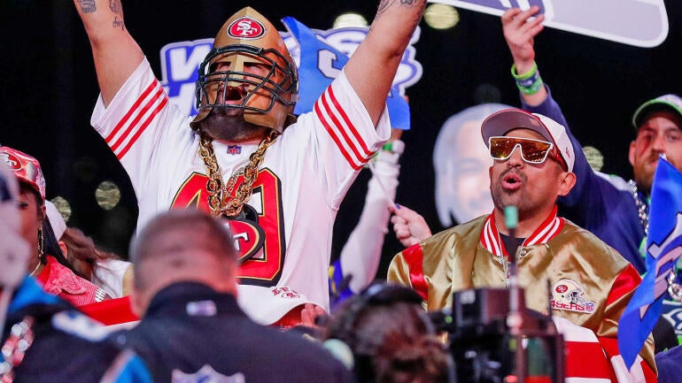imagn-49ers-fans-nfl-draft.jpg