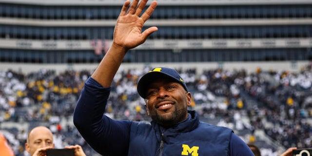 https://sportshub.cbsistatic.com/i/r/2025/05/16/50fff4a7-584d-4c5c-bb63-17df954db706/thumbnail/640x360/76445613dfd9a478f4232abbefcbd07c/gettyimages-1788082619.jpg?width=1200&height=600&crop=2:1&fit=cover