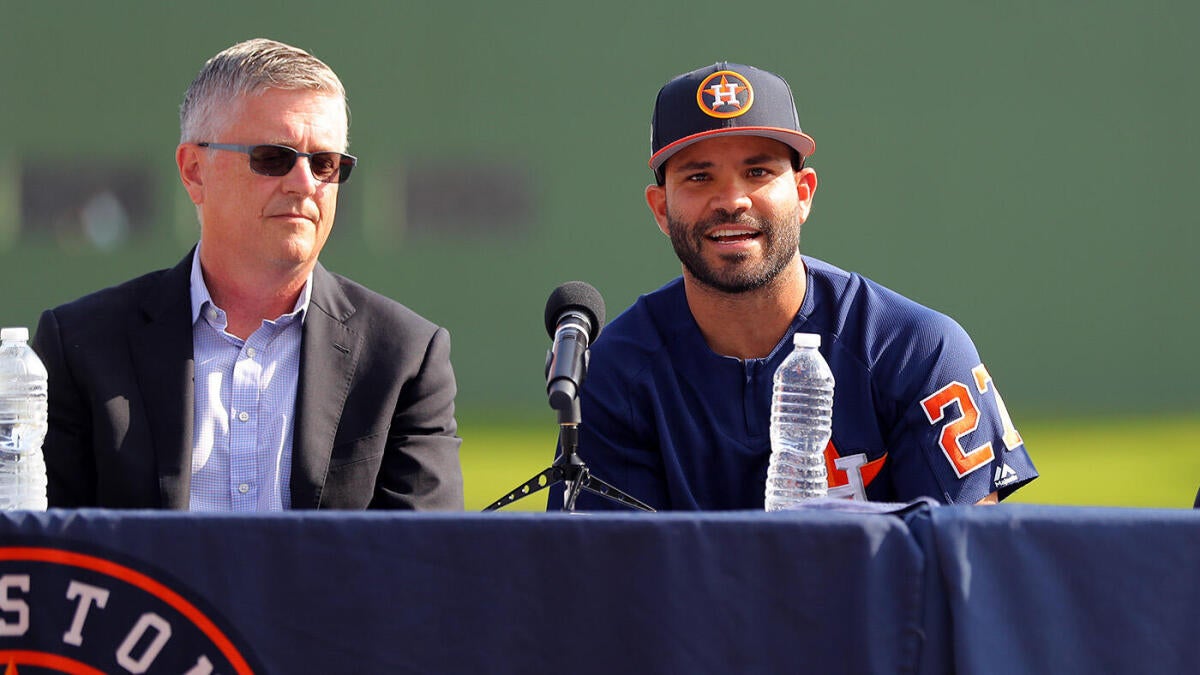 Astros offered Jose Altuve for Eric Hosmer in 2013 trade proposal, former  Royals GM Dayton Moore says - CBSSports.com