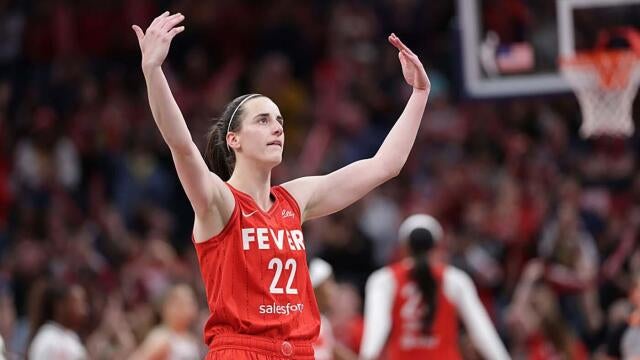 Fever's Caitlin Clark ties Candace Parker on WNBA's all-time triple-double  list in season-opening rout of Sky - CBSSports.com