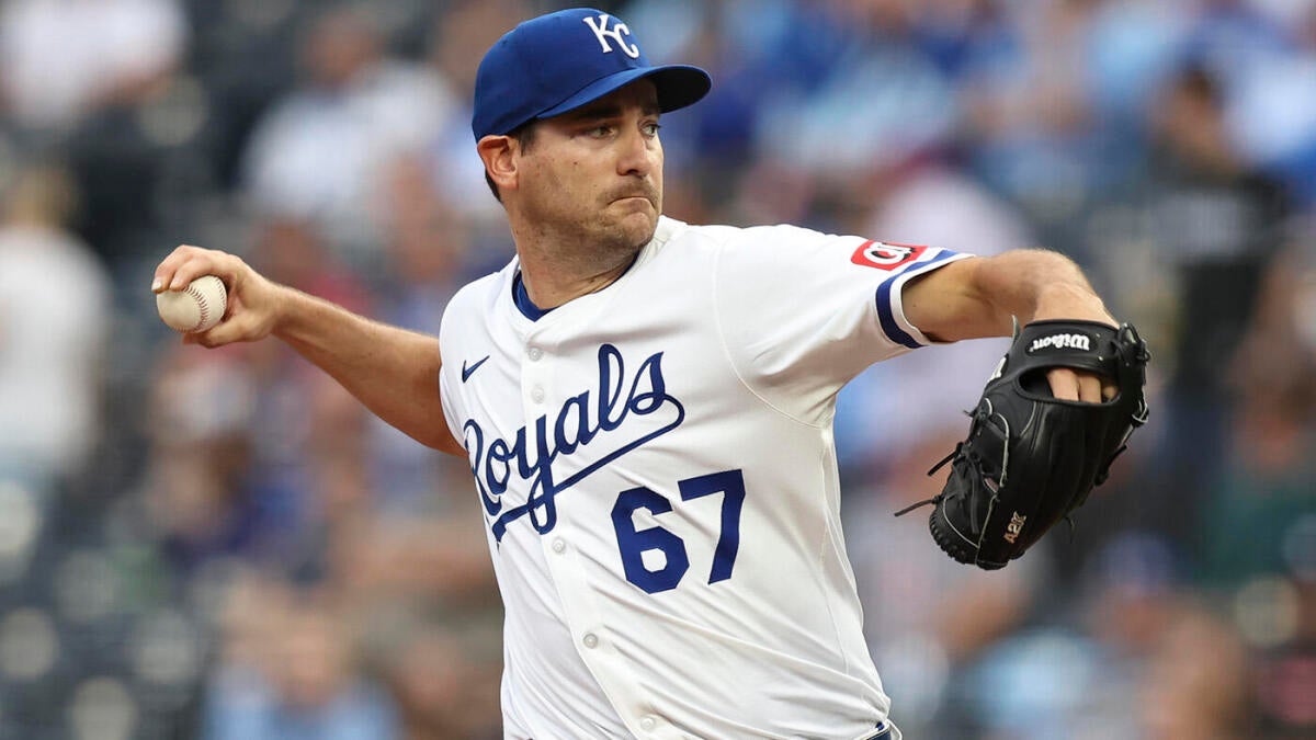 https://sportshub.cbsistatic.com/i/r/2025/05/17/e39dd801-cf5d-430b-8c85-1bb525ff796d/thumbnail/1200x675/13b9ab9d1c9ef0a438b802efc605eda9/seth-lugo-royals-g.jpg